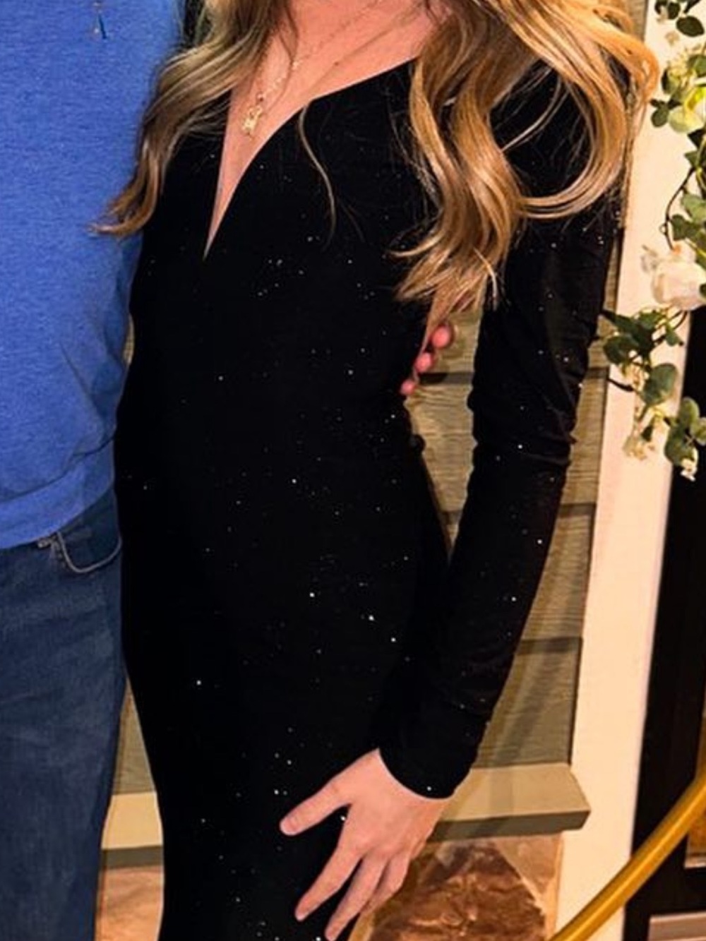 Black V-Neck Long Sleeve Evening Dress